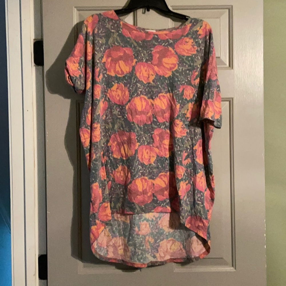 Euc size M Lularoe irma